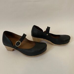 Dansko Missy Mary Janes Clogs in Black Nubuck Leather Womens 40 (US 9.5) Comfort